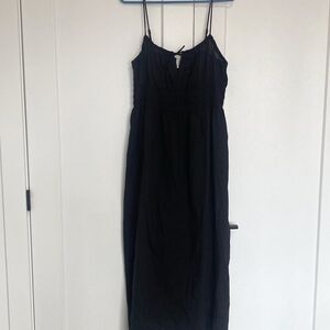 NWOT H&M Peephole Lightweight Smocked Waist Long Black Dress Women's Size Medium